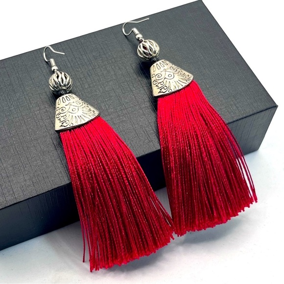 Red Tassel Dangle Earrings Boho Bollywood Lucky 4" - Picture 1 of 5